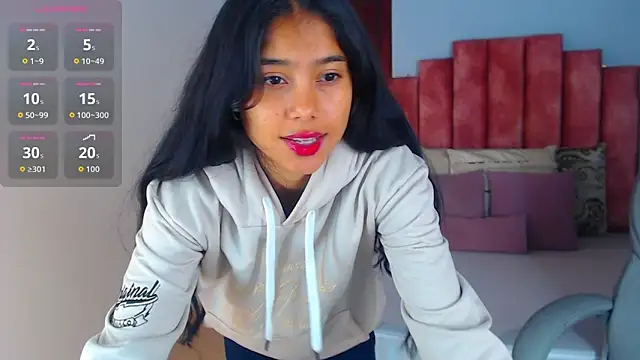 Milaa Star  online show from October 23, 2025, 4:01 am