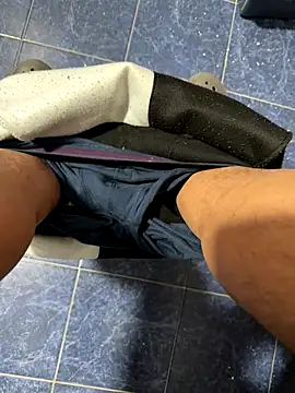 Snapshot of maialexte chatting on December 15, 2025, 4:39 am maialexte online show from December 15, 2025, 4:39 am