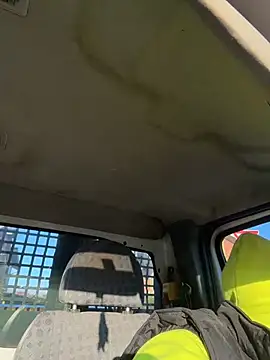 maialexte online show from February 20, 2026, 7:21 am