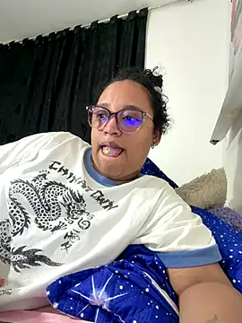 Snapshot of angels_evil chatting on December 3, 2025, 3:14 am angels evil online show from December 3, 2025, 3:14 am