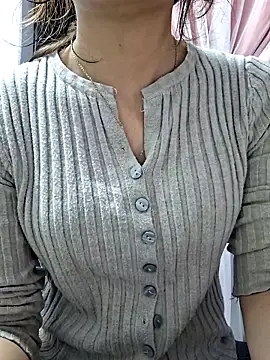 irina hana online show from November 7, 2025, 1:16 am