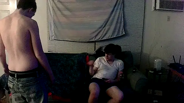 Snapshot of BigIncognitoXXX chatting on February 1, 2026, 9:52 am BigIncognitoXXX online show from February 1, 2026, 9:52 am