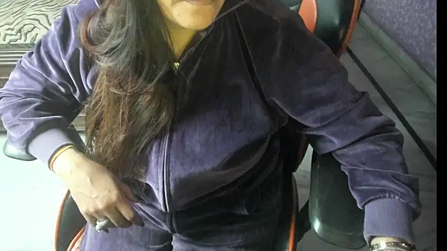 ShylaGill online show from December 18, 2025, 8:26 pm