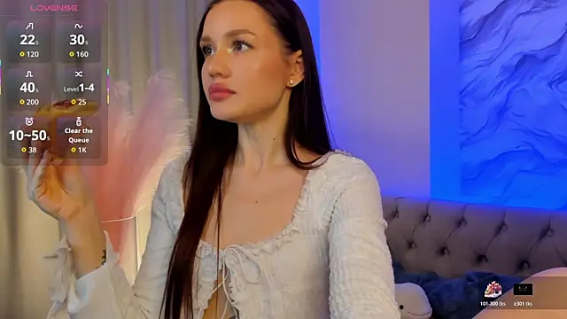 Aria Mila online show from November 21, 2025, 11:20 am