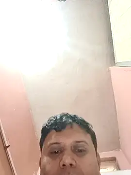 Snapshot of Sarad_sexydaddy chatting on December 19, 2025, 3:46 am Sarad sexydaddy online show from December 19, 2025, 3:46 am