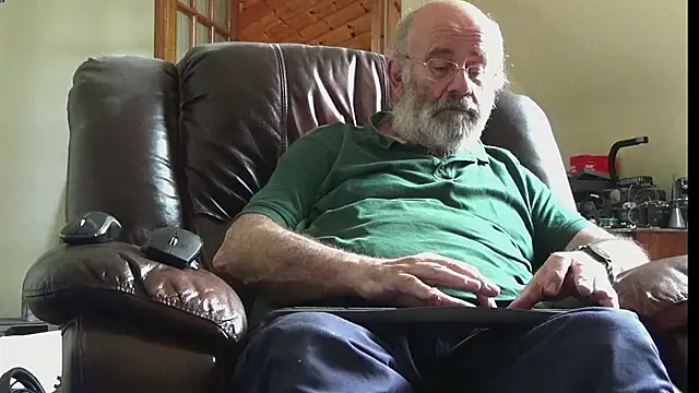 Snapshot of janzer13 chatting on June 30, 2026, 1:12 pm janzer13 online show from June 30, 2026, 1:12 pm
