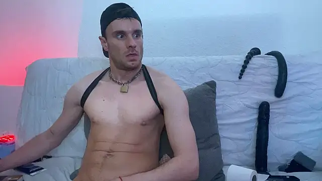 sexbooy27 online show from February 3, 2026, 11:48 am