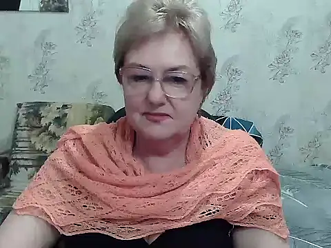 Snapshot of Renata62011 chatting on December 17, 2025, 12:44 pm Renata62011 online show from December 17, 2025, 12:44 pm