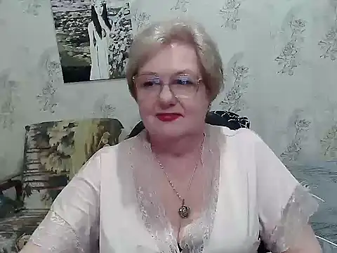 Snapshot of Renata62011 chatting on April 19, 2026, 6:21 pm Renata62011 online show from April 19, 2026, 6:21 pm