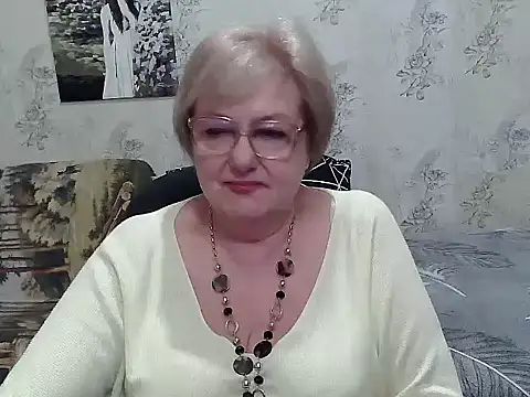 Snapshot of Renata62011 chatting on April 20, 2026, 7:04 pm Renata62011 online show from April 20, 2026, 7:04 pm