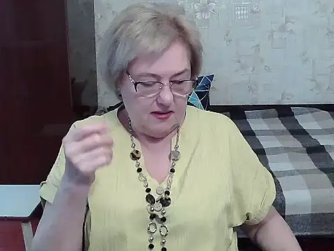 Snapshot of Renata62011 chatting on June 27, 2026, 3:55 am Renata62011 online show from June 27, 2026, 3:55 am