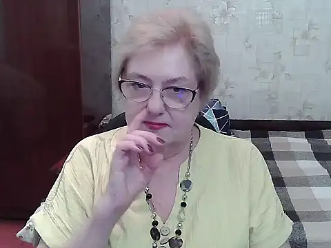 Snapshot of Renata62011 chatting on July 1, 2026, 12:40 pm Renata62011 online show from July 1, 2026, 12:40 pm