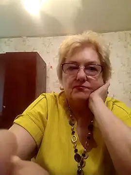 Snapshot of Renata62011 chatting on July 10, 2026, 2:08 pm Renata62011 online show from July 10, 2026, 2:08 pm