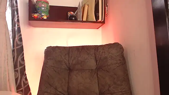 ArturoCardona  online show from April 16, 2026, 2:40 pm