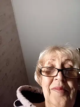 Snapshot of Anatolia5961 chatting on October 16, 2025, 2:45 am Anatolia5961 online show from October 16, 2025, 2:45 am