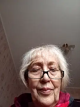 Snapshot of Anatolia5961 chatting on November 11, 2025, 9:09 am Anatolia5961 online show from November 11, 2025, 9:09 am