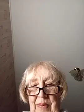 Snapshot of Anatolia5961 chatting on November 22, 2025, 4:06 pm Anatolia5961 online show from November 22, 2025, 4:06 pm