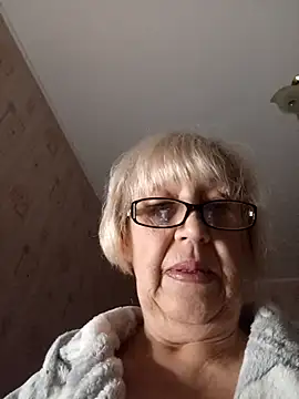 Snapshot of Anatolia5961 chatting on December 2, 2025, 1:55 am Anatolia5961 online show from December 2, 2025, 1:55 am