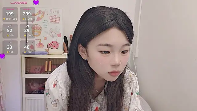 9aunatiis online show from December 21, 2025, 6:48 pm