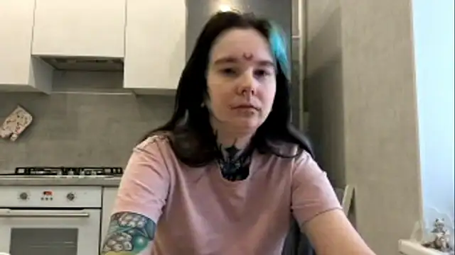 HighelikeGirl online show from March 9, 2026, 6:28 am