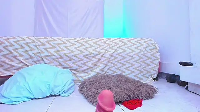 KingStark  online show from October 3, 2025, 3:09 pm