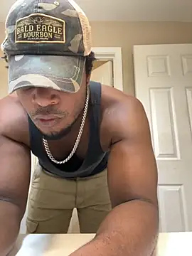 Snapshot of KeYBuMp323 chatting on November 1, 2025, 2:19 pm KeYBuMp323 online show from November 1, 2025, 2:19 pm