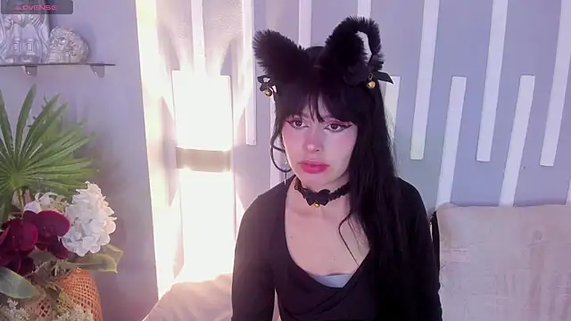 Dita von2 online show from November 4, 2025, 11:31 am