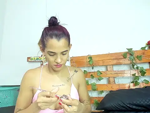 Snapshot of cris_dulce chatting on February 28, 2026, 11:50 pm cris dulce online show from February 28, 2026, 11:50 pm