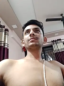 Snapshot of yung_cplz chatting on October 13, 2025, 12:27 pm yung cplz online show from October 13, 2025, 12:27 pm