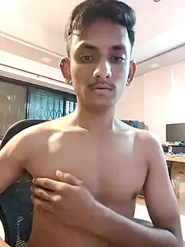 Snapshot of yung_cplz chatting on November 28, 2025, 5:37 pm yung cplz online show from November 28, 2025, 5:37 pm