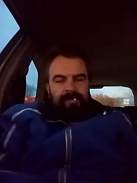 Snapshot of HairypapaK chatting on January 11, 2026, 4:45 pm HairypapaK online show from January 11, 2026, 4:45 pm