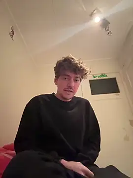 hottest23 online show from November 29, 2025, 5:54 am