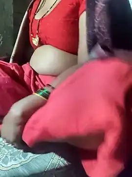 POOJACOUPLE online show from November 25, 2025, 7:03 pm