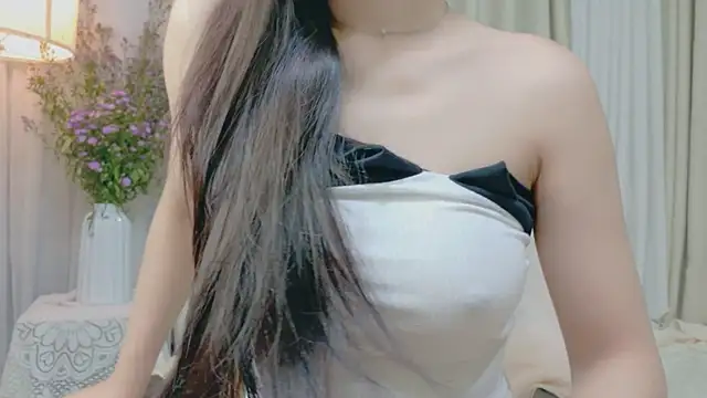 Snapshot of Vessi-babe chatting on May 29, 2026, 3:10 pm Vessi-babe online show from May 29, 2026, 3:10 pm