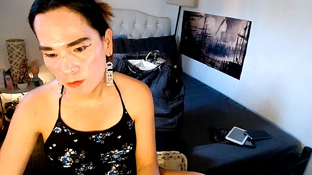 NinaDOM4CUM online show from May 15, 2026, 11:45 pm