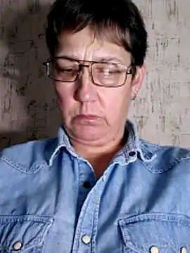 Snapshot of MeryLive59011 chatting on December 14, 2025, 2:00 pm MeryLive59011 online show from December 14, 2025, 2:00 pm