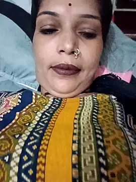 Snapshot of Gyavatixx chatting on September 8, 2025, 3:33 pm Gyavatixx online show from September 8, 2025, 3:33 pm