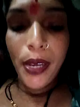 Snapshot of Gyavatixx chatting on September 26, 2025, 6:23 pm Gyavatixx online show from September 26, 2025, 6:23 pm
