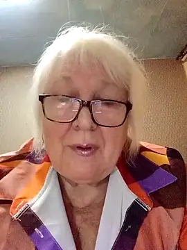 Alexia64231 online show from November 2, 2025, 4:42 pm