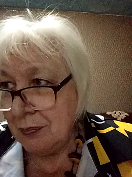 Alexia64231 online show from November 16, 2025, 6:57 pm