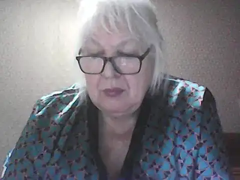 Snapshot of Alexia64231 chatting on February 18, 2026, 2:18 am Alexia64231 online show from February 18, 2026, 2:18 am
