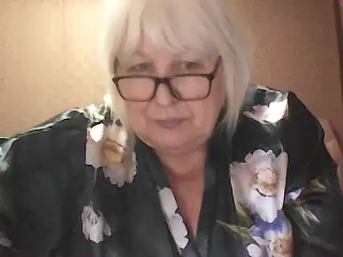 Snapshot of Alexia64231 chatting on February 21, 2026, 7:37 pm Alexia64231 online show from February 21, 2026, 7:37 pm