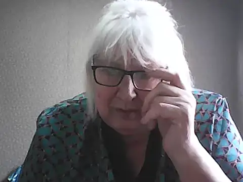 Snapshot of Alexia64231 chatting on February 23, 2026, 12:46 pm Alexia64231 online show from February 23, 2026, 12:46 pm