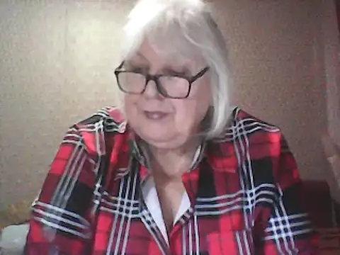 Snapshot of Alexia64231 chatting on March 5, 2026, 4:08 am Alexia64231 online show from March 5, 2026, 4:08 am