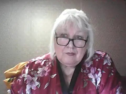 Snapshot of Alexia64231 chatting on March 8, 2026, 2:04 am Alexia64231 online show from March 8, 2026, 2:04 am