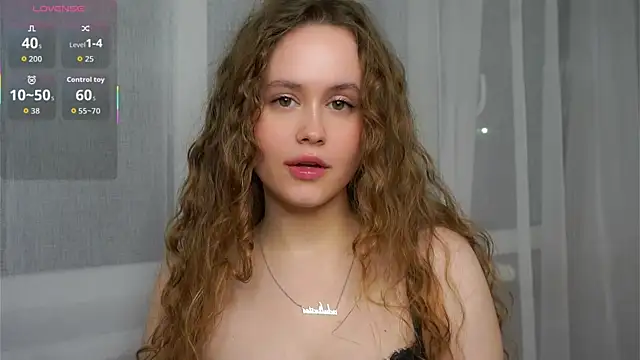 Snapshot of SusannaScholler chatting on December 20, 2025, 9:55 pm SusannaScholler online show from December 20, 2025, 9:55 pm