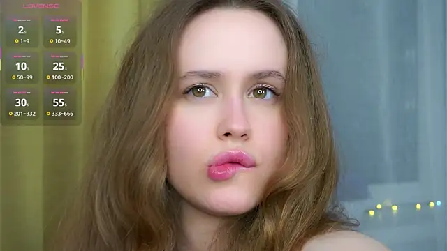 Snapshot of SusannaScholler chatting on January 5, 2026, 9:40 pm SusannaScholler online show from January 5, 2026, 9:40 pm