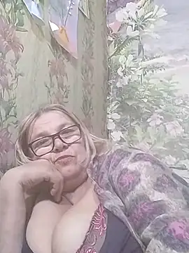 Snapshot of MargaritaSweet51 chatting on April 4, 2026, 9:56 pm MargaritaSweet51 online show from April 4, 2026, 9:56 pm