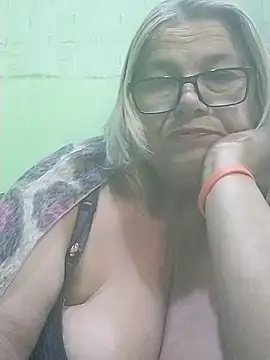 Snapshot of MargaritaSweet51 chatting on April 5, 2026, 10:29 pm MargaritaSweet51 online show from April 5, 2026, 10:29 pm