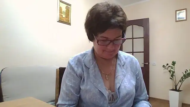Galina56301 online show from October 3, 2025, 7:11 pm